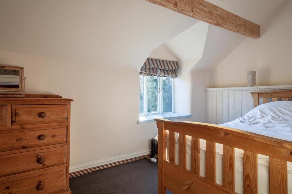 Lee House Farm Holiday Cottage With Possible Use Of Hot Tub Ninety Pounds A Session Waterfall Eksteriør bilde